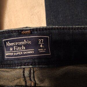 Abercrombie & Fitch Super Skinny Jeans
